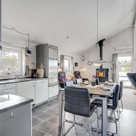 Esir - 800m From The Sea In Western Jutland By Interhome 펜션 *