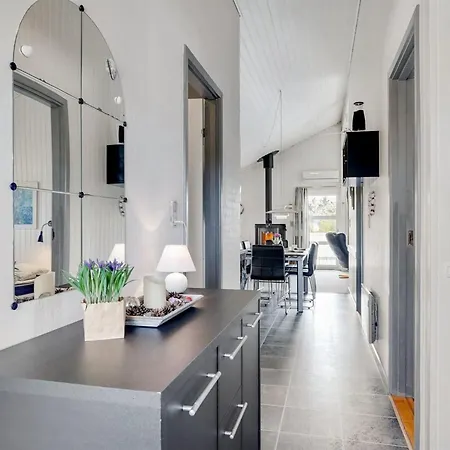 Ferienhaus Esir - 800m From The Sea By Interhome *